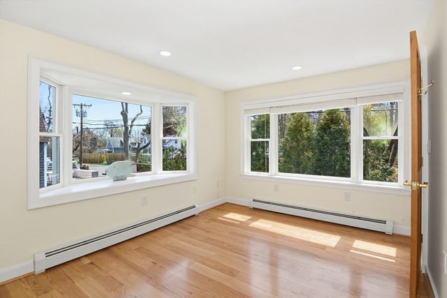 245 Granite St, Rockport, MA 01966