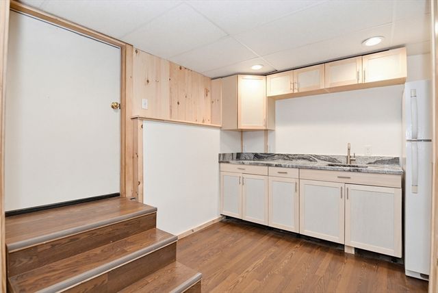 245 Granite St, Rockport, MA 01966