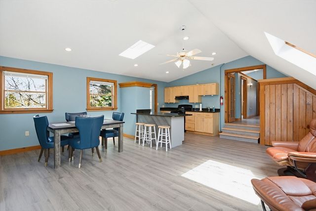 245 Granite St, Rockport, MA 01966