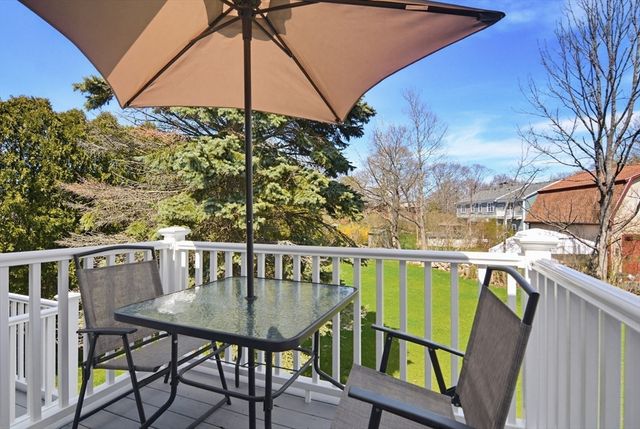 245 Granite St, Rockport, MA 01966