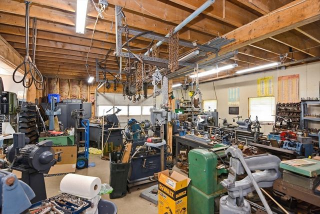 245 Granite St, Rockport, MA 01966