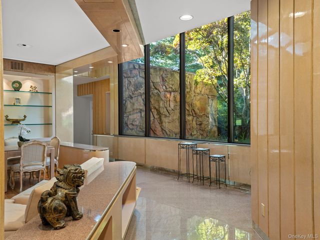 101 wheatley Road, Old Westbury, NY 11578