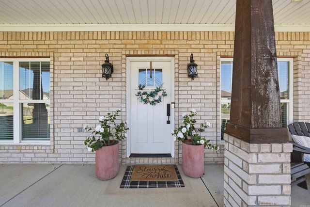 150 Grey Fox Drive, Conway, AR 72034