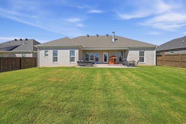 150 Grey Fox Drive, Conway, AR 72034