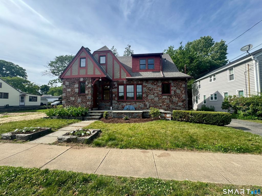 44 Ulrich Road, Stratford, CT 06614
