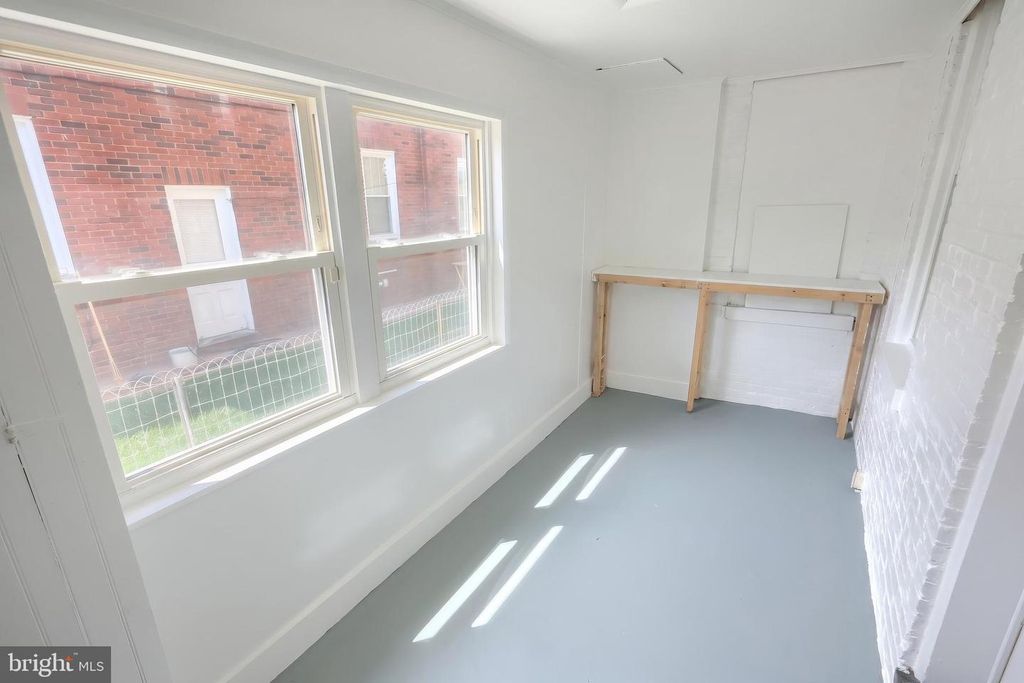 Image 13 of property listing at 1504 STANTON ST, York, PA 17404