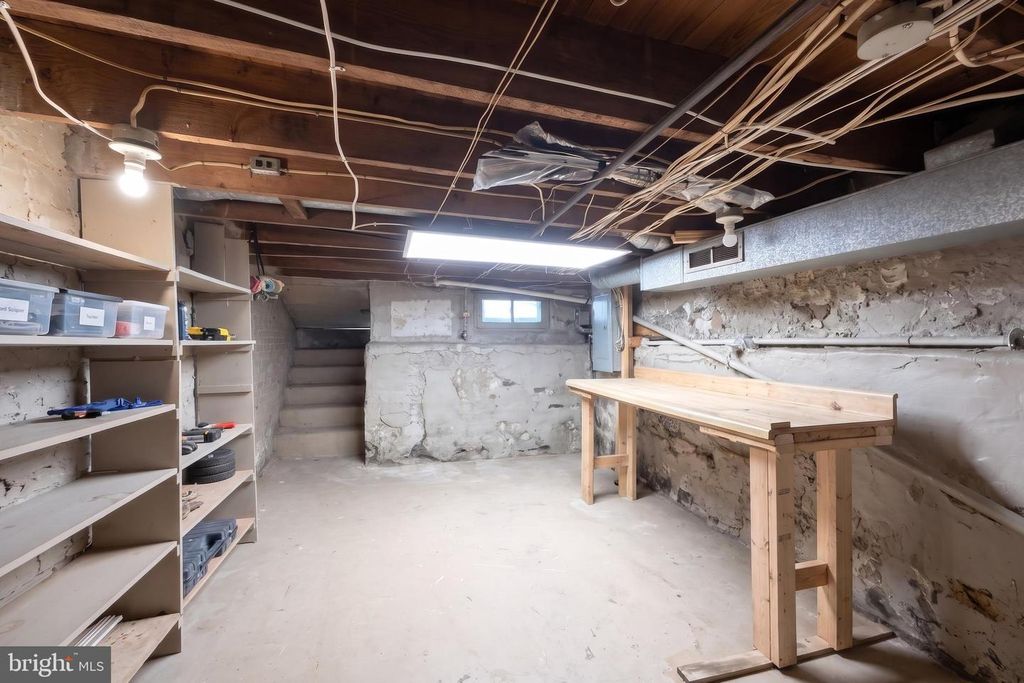 Image 23 of property listing at 1504 STANTON ST, York, PA 17404