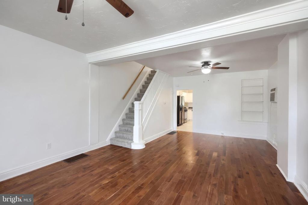 Image 8 of property listing at 1504 STANTON ST, York, PA 17404