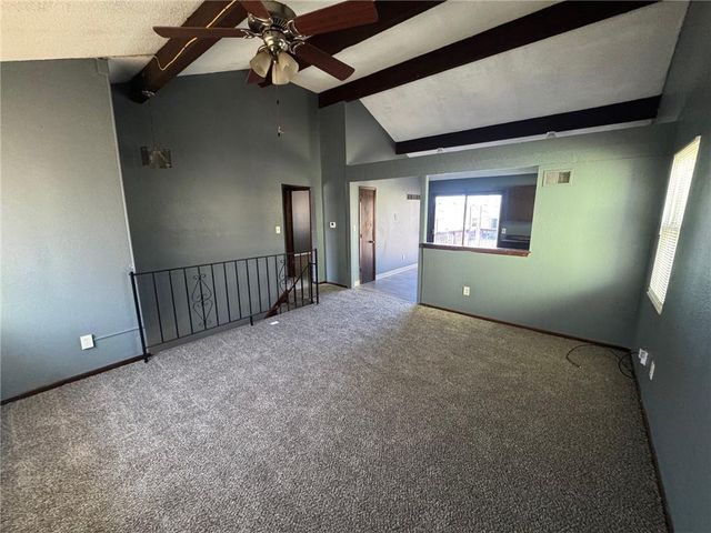 4020 HEDGES Avenue, Kansas City, MO 64133