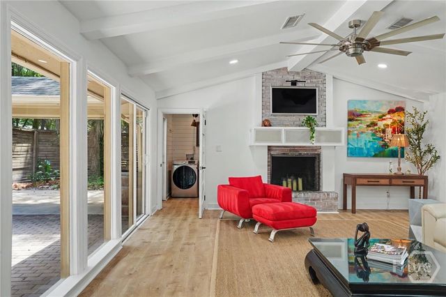 2 Senauki Lane, Savannah, GA 31411