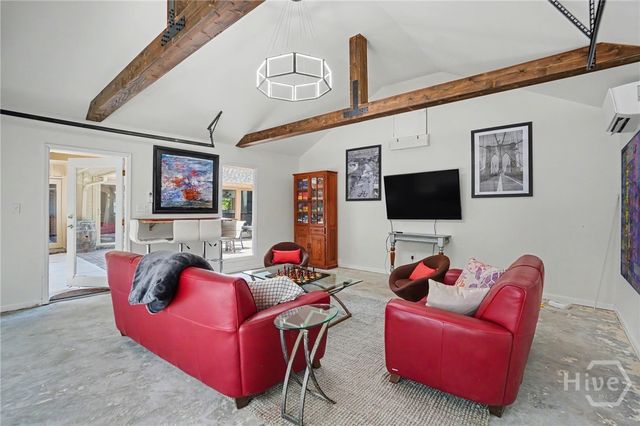 2 Senauki Lane, Savannah, GA 31411