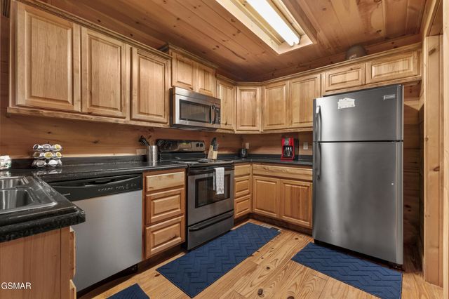 251 Cartertown Road, Gatlinburg, TN 37738