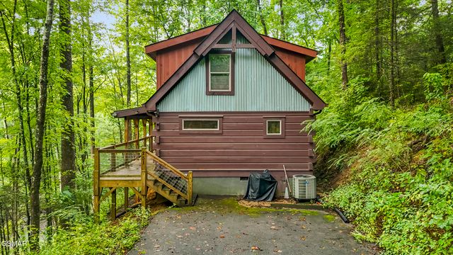 251 Cartertown Road, Gatlinburg, TN 37738