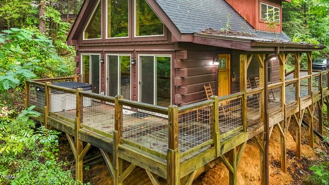 251 Cartertown Road, Gatlinburg, TN 37738