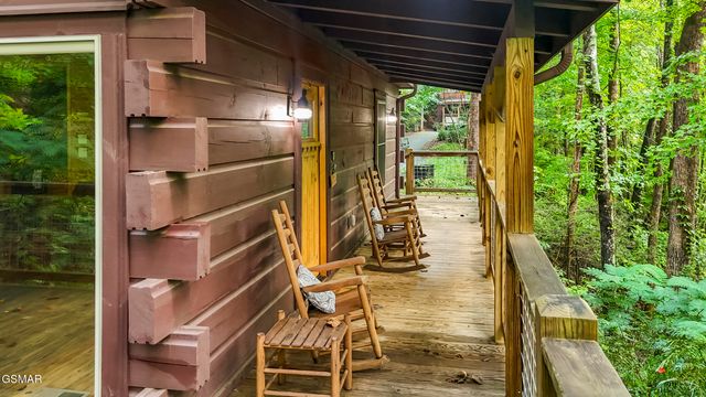 251 Cartertown Road, Gatlinburg, TN 37738
