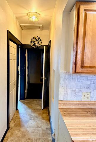 1104 Madison Avenue, Evansville, IN 47714