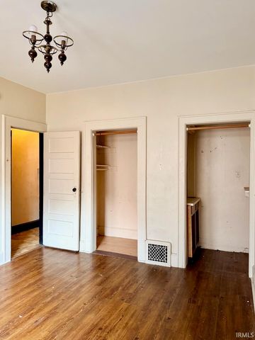 1104 Madison Avenue, Evansville, IN 47714