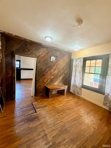 1104 Madison Avenue, Evansville, IN 47714