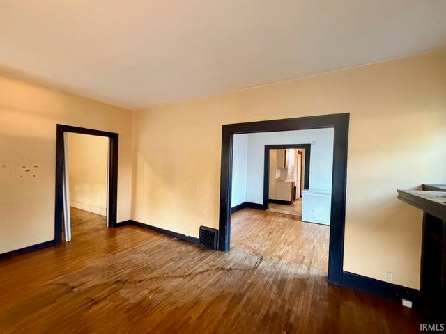 1104 Madison Avenue, Evansville, IN 47714