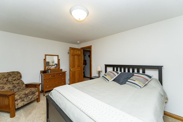 25 Conway Court SE, Rochester Twp, MN 55904