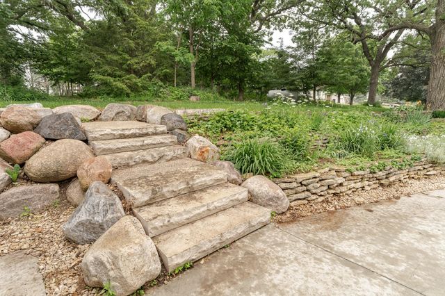 25 Conway Court SE, Rochester Twp, MN 55904