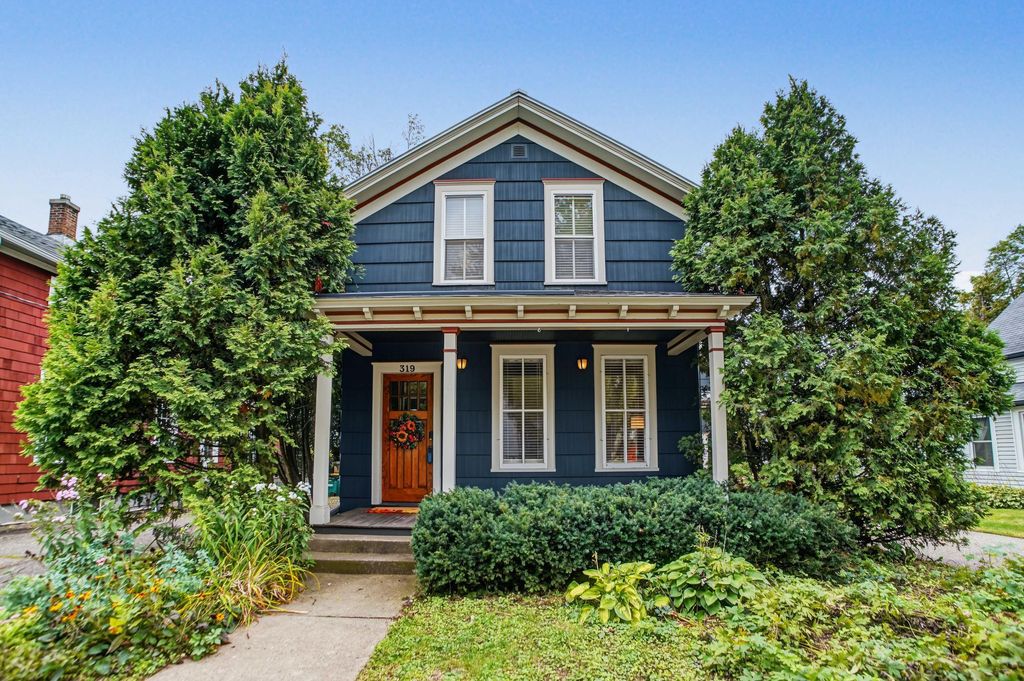 319 Maple Street W, Stillwater, MN 55082 — exterior