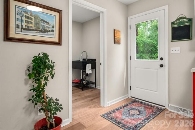 5219 New Town Road, Waxhaw, NC 28173