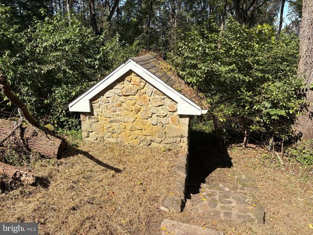 483 S WATER ST, Boyertown, PA 19512