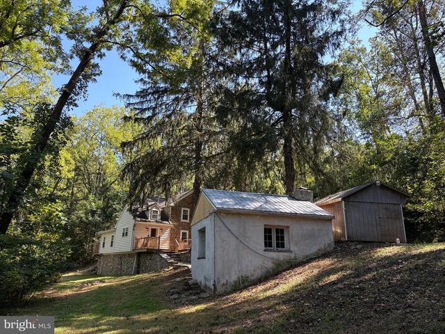 483 S WATER ST, Boyertown, PA 19512