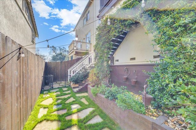 219 Bridle Point Cir, Copperopolis, CA 95228