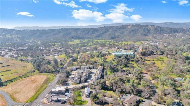 219 Bridle Point Cir, Copperopolis, CA 95228