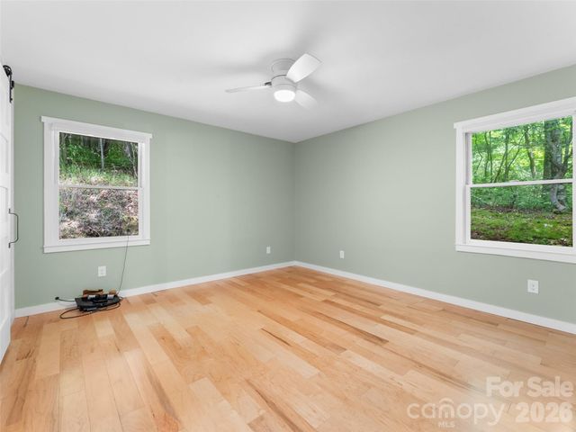 90 Cheestoonaya Way, Brevard, NC 28712
