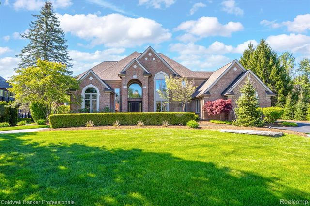 2531 Cedar Brook Court, Rochester Hills, MI 48309