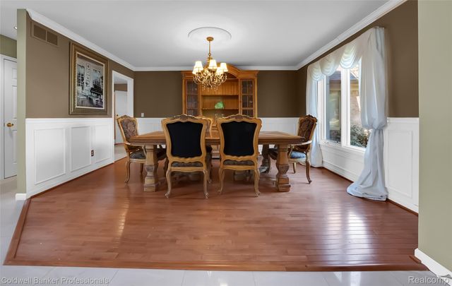 2531 Cedar Brook Court, Rochester Hills, MI 48309
