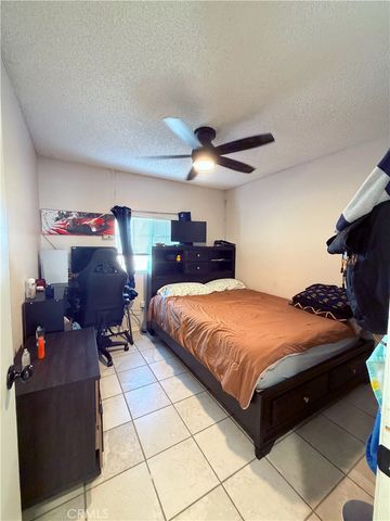 5855 Bolivar, Riverside, CA 92505