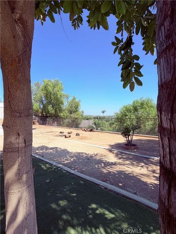 5855 Bolivar, Riverside, CA 92505