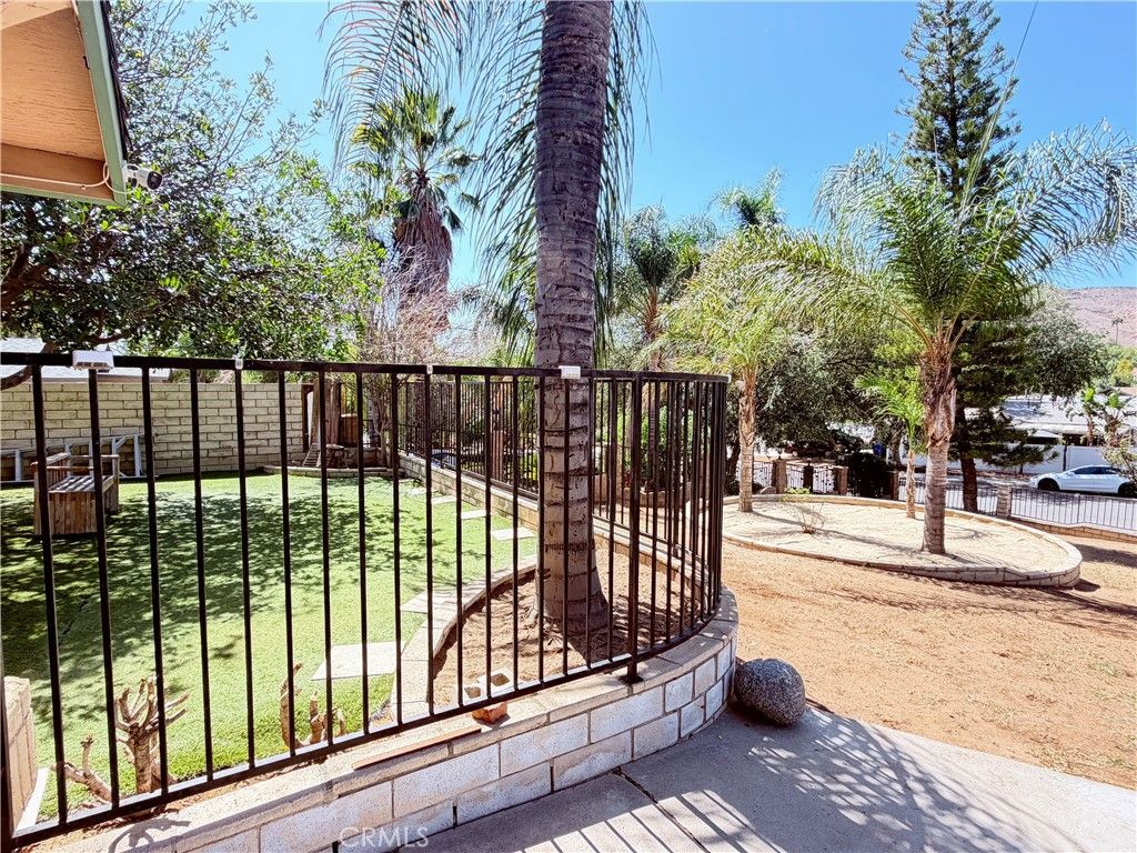 5855 Bolivar, Riverside, CA 92505 — photo 3