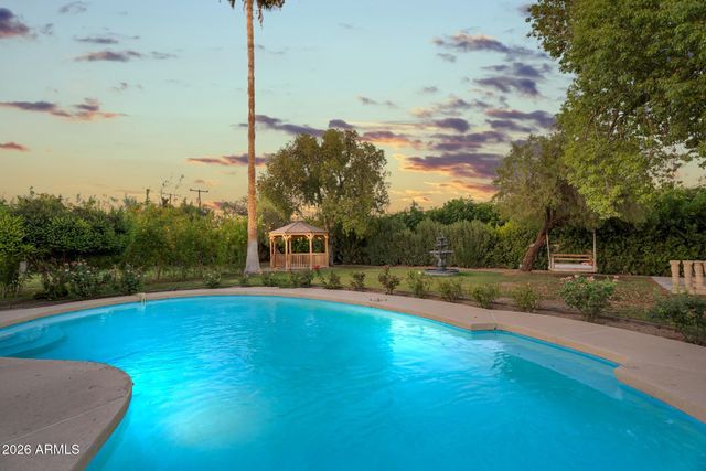 10439 N 64th Street, Paradise Valley, AZ 85253