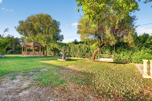 10439 N 64th Street, Paradise Valley, AZ 85253