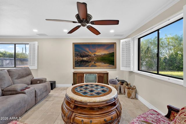 10439 N 64th Street, Paradise Valley, AZ 85253