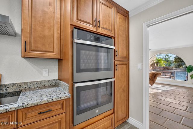 10439 N 64th Street, Paradise Valley, AZ 85253