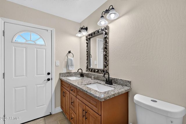 10439 N 64th Street, Paradise Valley, AZ 85253