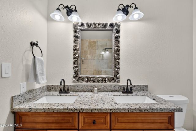 10439 N 64th Street, Paradise Valley, AZ 85253