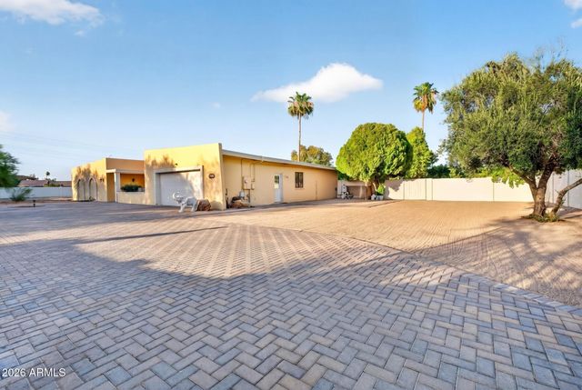 10439 N 64th Street, Paradise Valley, AZ 85253