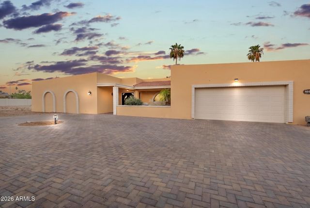 10439 N 64th Street, Paradise Valley, AZ 85253