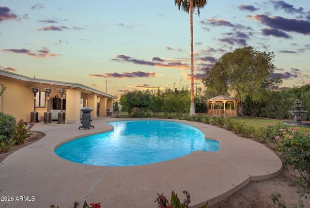 10439 N 64th Street, Paradise Valley, AZ 85253