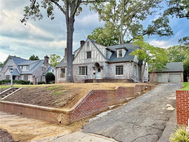 812 Dover Road, Greensboro, NC 27408