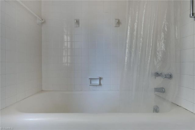 812 Dover Road, Greensboro, NC 27408