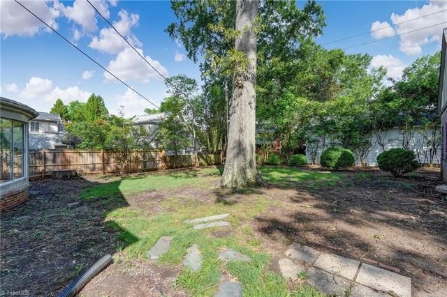 812 Dover Road, Greensboro, NC 27408