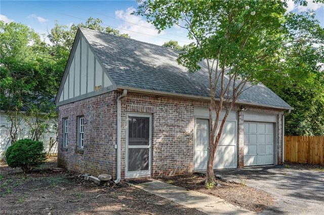 812 Dover Road, Greensboro, NC 27408